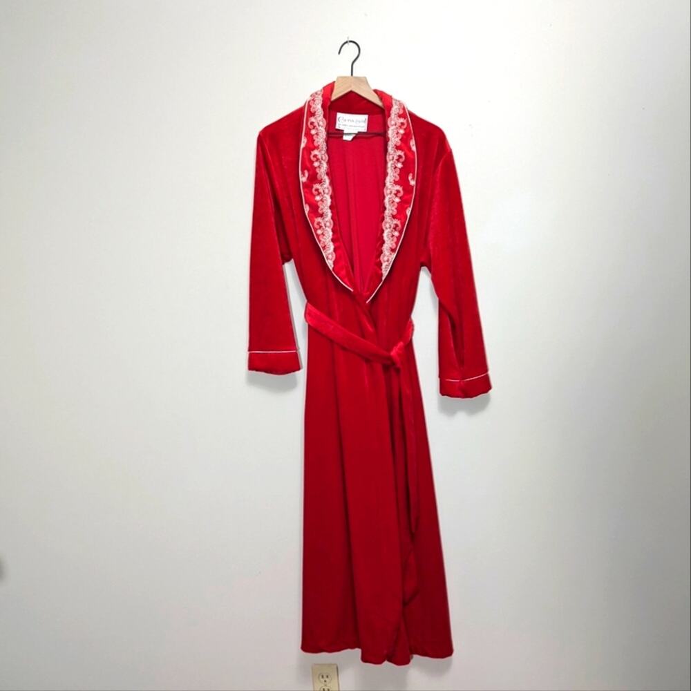 VTG Cinema Etoile size L red crushed velvet robe old cinema, movie star, luxury